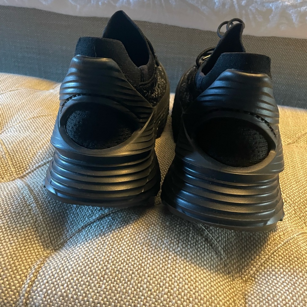 Hoka One One Black Sneakers, never been worn. - Picture 4 of 6